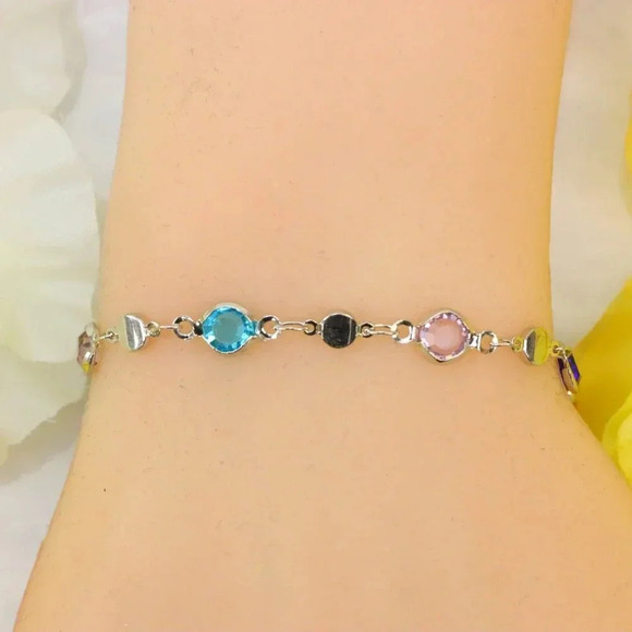 Minimalist Bracelet, Sleek & Modern Design, Women’s Fashion, YC110463-B - Picture 1 of 10